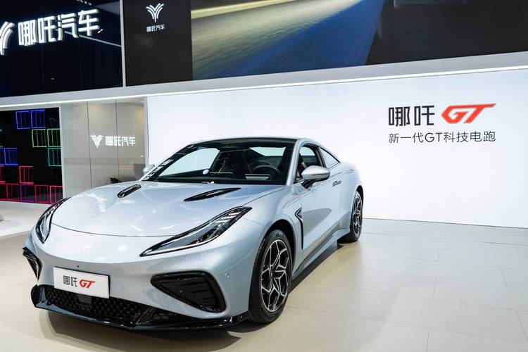 佛山顺德区特万欧企业管理咨询哪吒汽车在智能汽车领域的表现，领途汽车在新能源汽车市场中的影响力